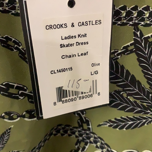 Ladies knit skater dress chain leaf crooks and castle - Picture 5 of 5